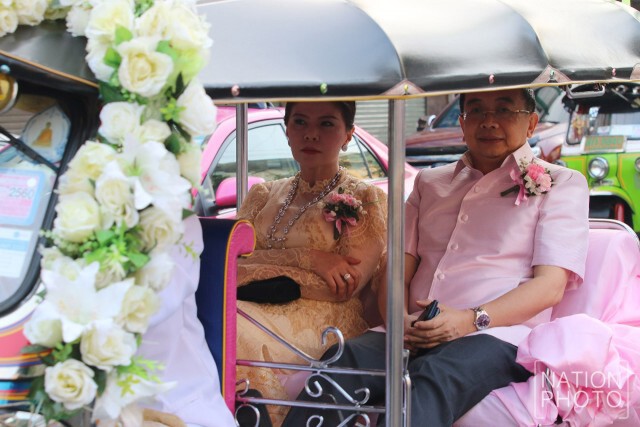 ภาพชุด คู่บ่าวสาวร่วมจดทะเบียนสมรส  "รักที่สุด สุดที่รัก ณ บางรัก"