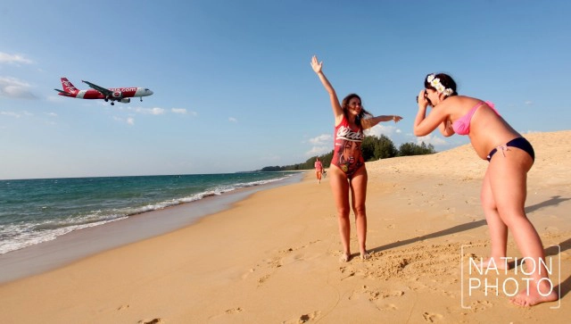 ภาพชุด "หาดไม้ขาว"แหล่งท่องเที่ยวยอดนิยม จ.ภูเก็ต