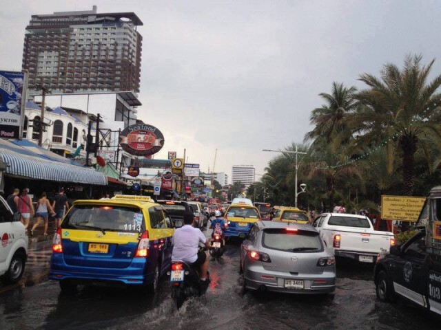 พัทยาอ่วม จมบาดาล หลังฝนตกหนัก