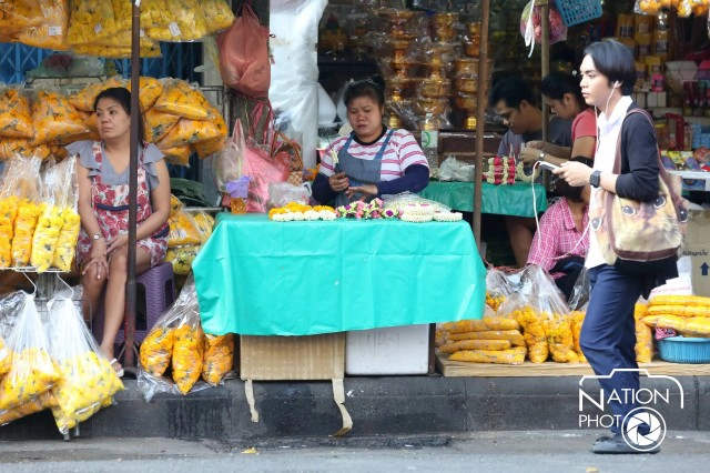 เสียงสะท้อนผู้ค้า “สะพานพุทธ-ปากคลอง” “แป๊ะเจี๊ยะ”แพง...ย้ายไปตลาดใหม่ไม่ไหว