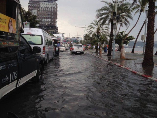พัทยาอ่วม จมบาดาล หลังฝนตกหนัก
