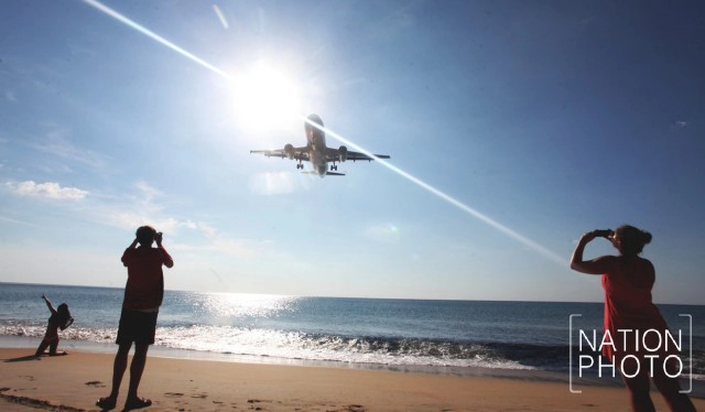 ภาพชุด "หาดไม้ขาว"แหล่งท่องเที่ยวยอดนิยม จ.ภูเก็ต