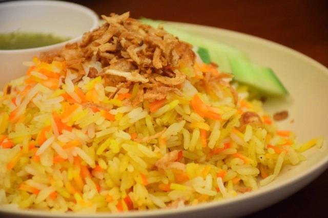 อร่อยปักหมุด : ไก่ย่างจีระพันธ์ อาหารฮาลาล ตำนานไก่ย่าง ถนนพระรามเก้า