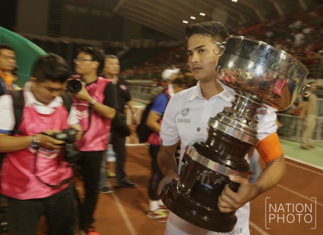 ภาพชุด : 'ปราสาทสายฟ้า' แชมป์ถ้วยพระราชทาน ก. 2016