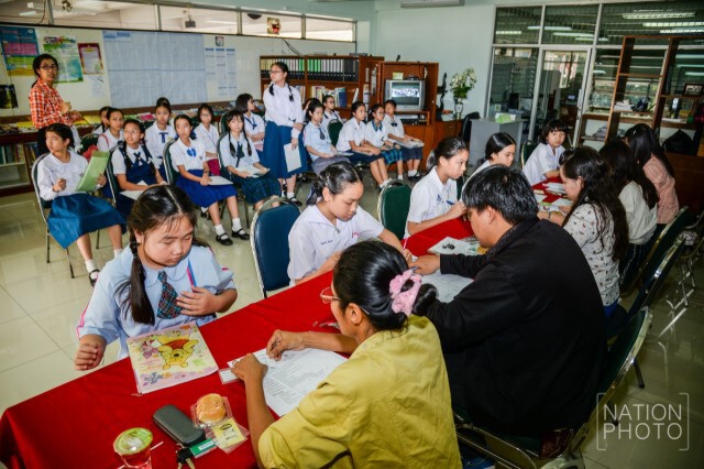 วันแรกของการเปิดรับสมัครชั้นม.1 ของโรงเรียนดัง