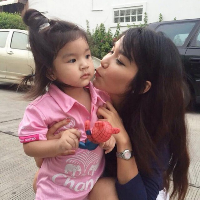 "หนูจะเชียร์บุรีรัมย์เหมือนพ่อ"