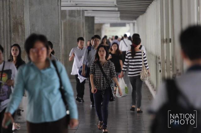 ภาพชุด สถานีสยาม คนแน่นขนัด หลัง BTS ขัดข้อง