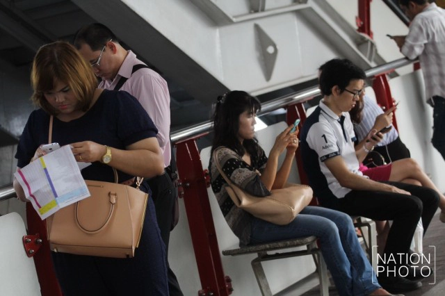 ภาพชุด สถานีสยาม คนแน่นขนัด หลัง BTS ขัดข้อง