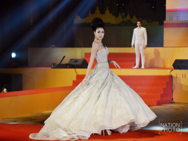 "แฟชั่นโชว์เครื่องเพชร" พิธีเปิดงานแสดงสินค้าอัญมณีและเครื่องประดับ ครั้งที่ 57