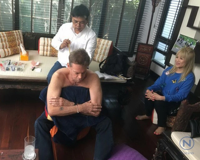 ทายาทเจ้าของกินเนสเรคคอร์ดส์ สักยันต์"อ.หนู"
เตรียมบันทึกเจ้าของสถิติโลก "ลูกศิษย์สักยันต์สูงสุด"