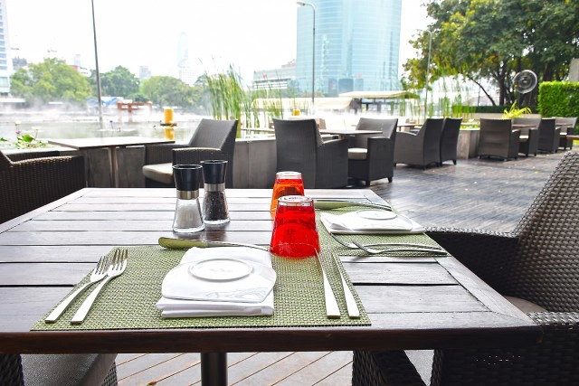 อร่อยปักหมุด : Sunday Brunch,  Flow @ Millenium Hilton Bangkok