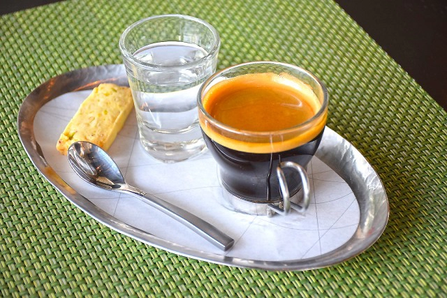 อร่อยปักหมุด : Sunday Brunch,  Flow @ Millenium Hilton Bangkok