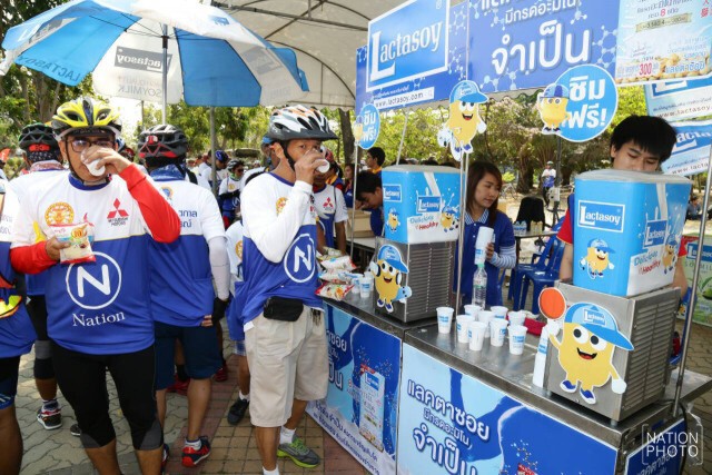 นักปั่น ร่วมกิจกรรมต่อ ลานพญานาค มธ.รังสิต