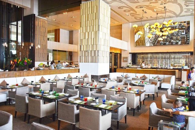 อร่อยปักหมุด : Sunday Brunch,  Flow @ Millenium Hilton Bangkok