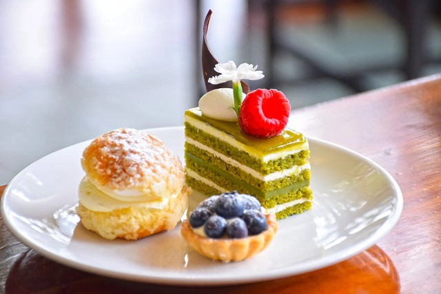 อร่อยปักหมุด : Sunday Brunch,  Flow @ Millenium Hilton Bangkok