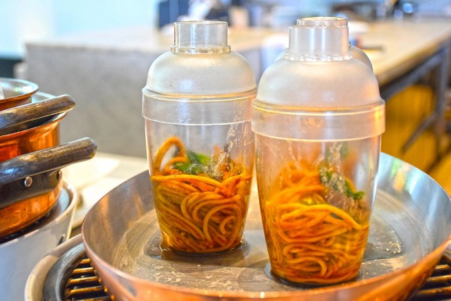 อร่อยปักหมุด : Sunday Brunch,  Flow @ Millenium Hilton Bangkok