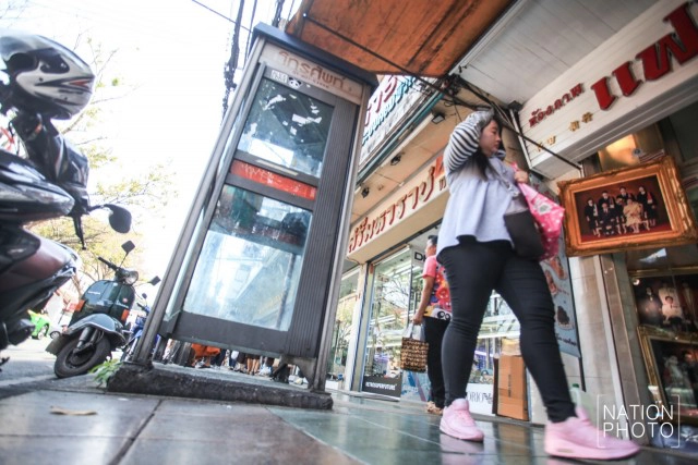 กทม.เร่งรื้อถอน! ตู้โทรศัพท์สาธารณะทั่วกรุง 4,417 ตู้ เปิดพื้นที่จัดระเบียบทางเท้า