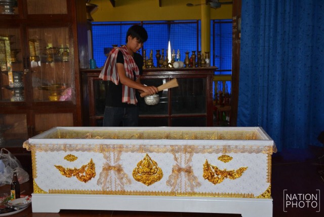 สัปเหร่อสาววัย 25 ปี ดีกรีปริญญาตรี