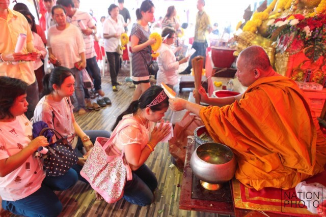 คนดัง-ดารา-นักธุรกิจ -บิ๊กขรก. แห่แก้เคล็ดดาวมฤตยูทับดวงเมือง
