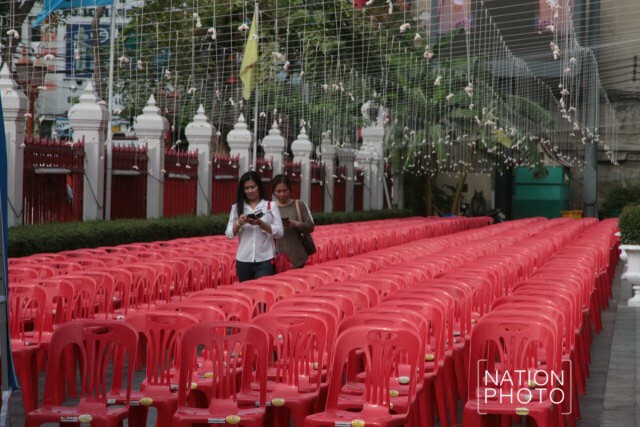 6 โมงเย็น วันนี้! สวดนพเคราะห์บูชาดาวมฤตยู วัดไตรมิตร