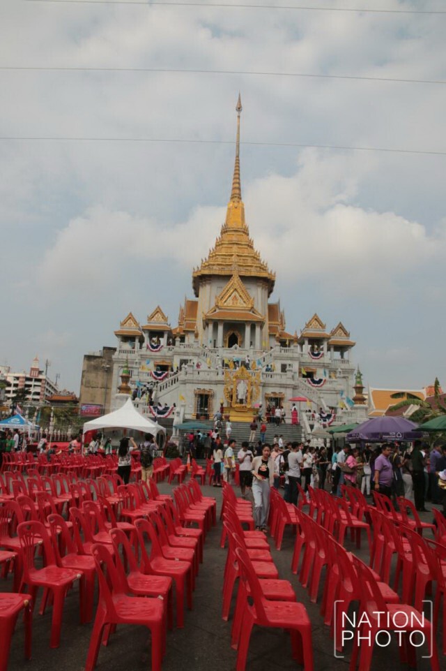 6 โมงเย็น วันนี้! สวดนพเคราะห์บูชาดาวมฤตยู วัดไตรมิตร