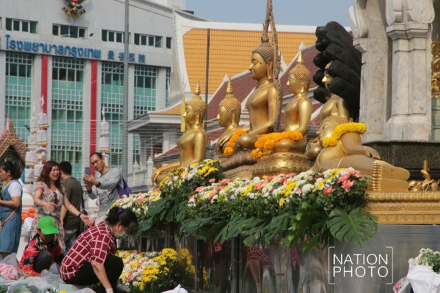 6 โมงเย็น วันนี้! สวดนพเคราะห์บูชาดาวมฤตยู วัดไตรมิตร