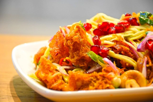 อร่อยปักหมุด : Sparkling House ร้านอาหารสไตล์กินดื่ม ย่านวัชรพล