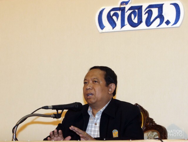 "ธาริต เพ็งดิษฐ์" ข้าราชการนักสนองหลากสีการเมือง