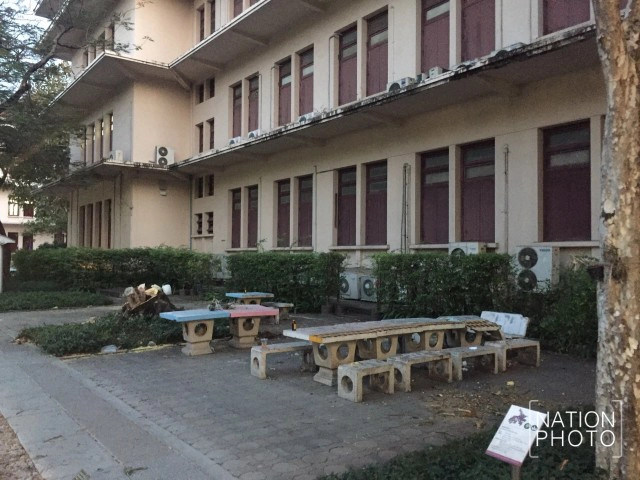 จุฬาฯ แถลง นิสิตปลอดภัยแล้วทั้ง7คน
ยันต้นหางนกยูงโค่นทับ เป็นเหตุสุดวิสัย