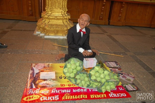 เผยลุงเอี่ยม ขอทานเงินล้านวัดไร่ขิง พักร้านค้าสวัสดิการ  รับจัดระเบียบขอทานในวัด