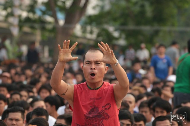 ไหว้ครูหลวงพ่อเปิ่น
ปรากฏการณ์ของขึ้น "วันไหว้ครูหลวงพ่อเปิ่น"