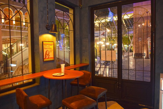 อร่อยปักหมุด : เวเนเซีย บาร์แอนด์บิสโทร (Venezia Bar & Bistro) โครงการเวนิช ดิ ไอริช ถนนวัชรพล