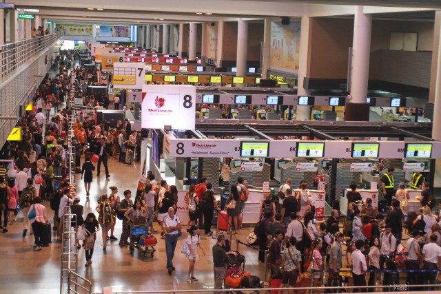 ทอท.บี้ร้านค้า 6 สนามบิน
ลดราคาอาหาร-เครื่องดื่ม