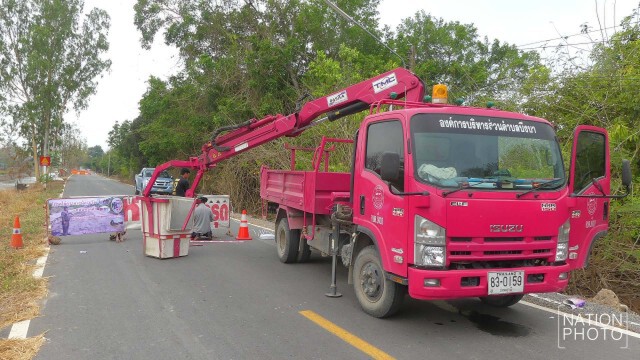 สตง.ลงพื้นที่ปทุมธานี สอบถนนเลียบคลองสิบ"ทรุดตัว"