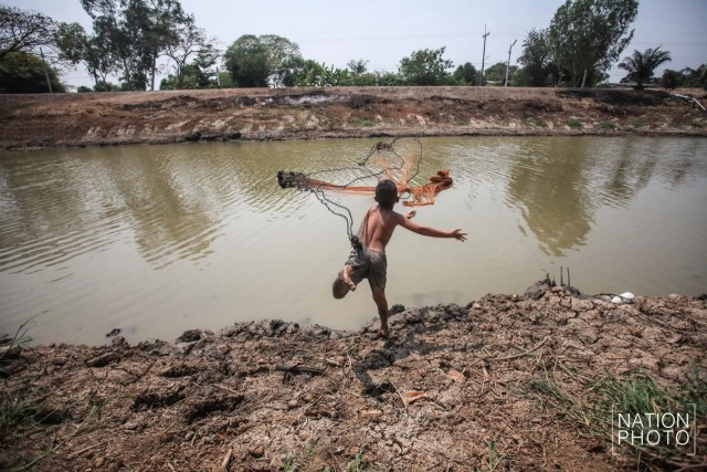 สุขเล็ก ๆ เด็กน้อย ใน คลองใหญ่