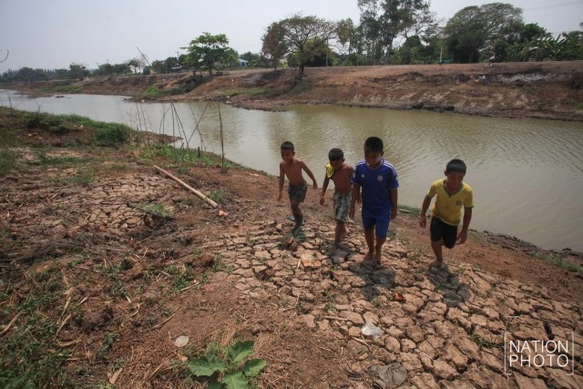 สุขเล็ก ๆ เด็กน้อย ใน คลองใหญ่