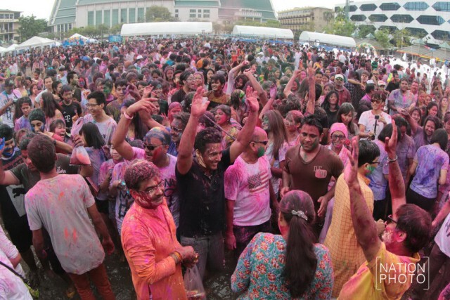 เทศกาลแห่งสีสัน... "สาดสีโฮลี" ใหญ่ที่สุดในประเทศไทย