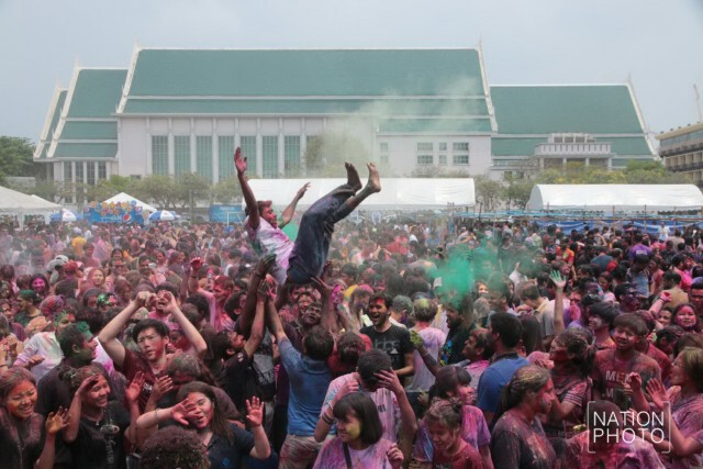 เทศกาลแห่งสีสัน... "สาดสีโฮลี" ใหญ่ที่สุดในประเทศไทย