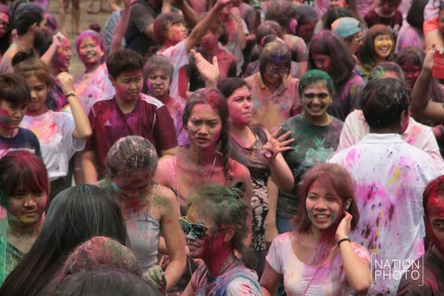 เทศกาลแห่งสีสัน... "สาดสีโฮลี" ใหญ่ที่สุดในประเทศไทย