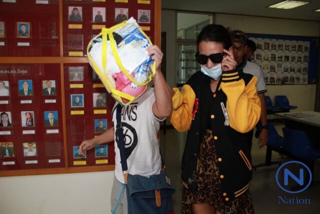 ตร.นำตัว “เอม เจษยา”อดีตดารานักแสดงคดียาไอซ์ไปฝากขัง