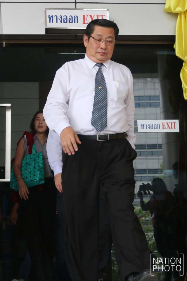 รอลงอาญา 2 ปี ! นพ.ชัยวัน เจริญโชคทวี อดีตคณบดีวชิรพยาบาล ใช้รถหลวงงานแต่งลูกสาว