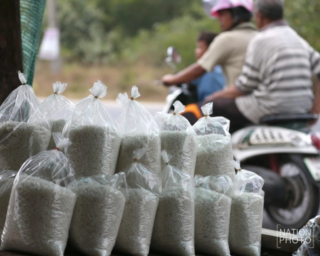 ถิ่นเกลือหวาน บ้านแหลมนก