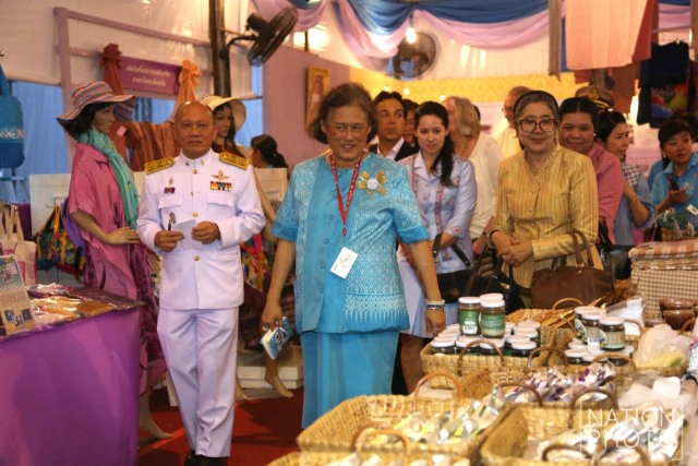 พระเทพฯ เสด็จพระราชดำเนินเปิดงานกาชาด ประจำปี 2559