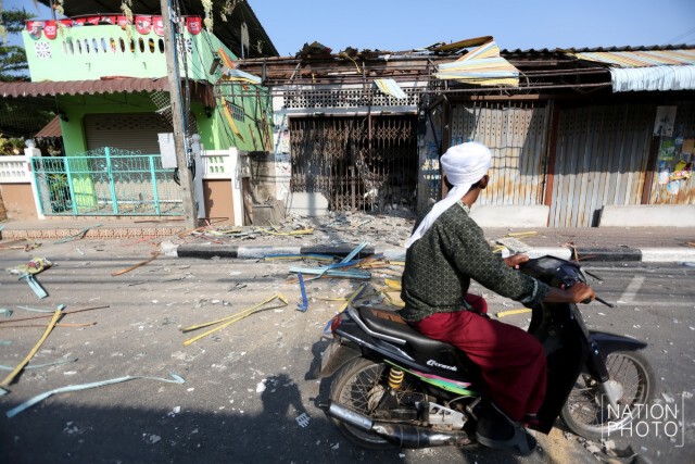 ภาพชุด : สภาพความเสียหายของบ้านเรือน หนึ่งใน 9 จุดที่ถูกลอบวางระเบิด