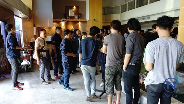 กองปราบฯบุกตรวจผับ 3 แห่งย่านสุทธิสาร
พบนักเที่ยวฉี่ม่วง 110 คน