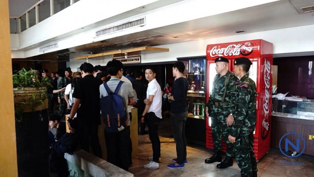 กองปราบฯบุกตรวจผับ 3 แห่งย่านสุทธิสาร
พบนักเที่ยวฉี่ม่วง 110 คน