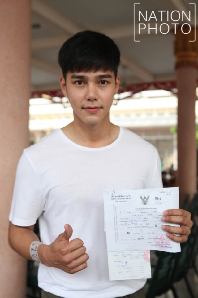 ภาพชุด "บูม กิตตน์ก้อง" สมัครทหาร เลือก "ทหารอากาศผลัด 1"