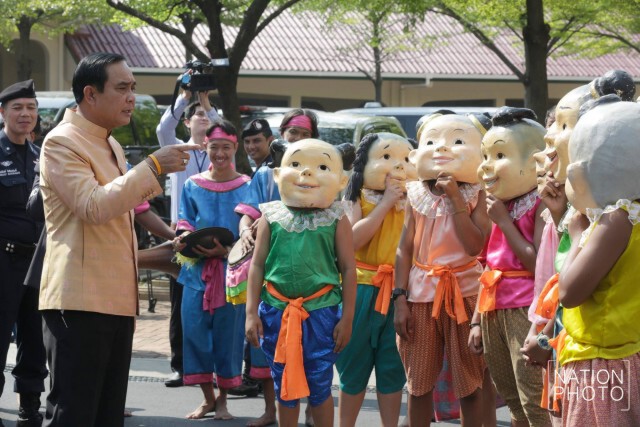 “นายกฯ” รณรงค์ “สงกรานต์แบบไทย ใช้น้ำอย่างรู้คุณค่า”