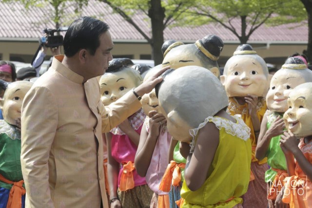“นายกฯ” รณรงค์ “สงกรานต์แบบไทย ใช้น้ำอย่างรู้คุณค่า”