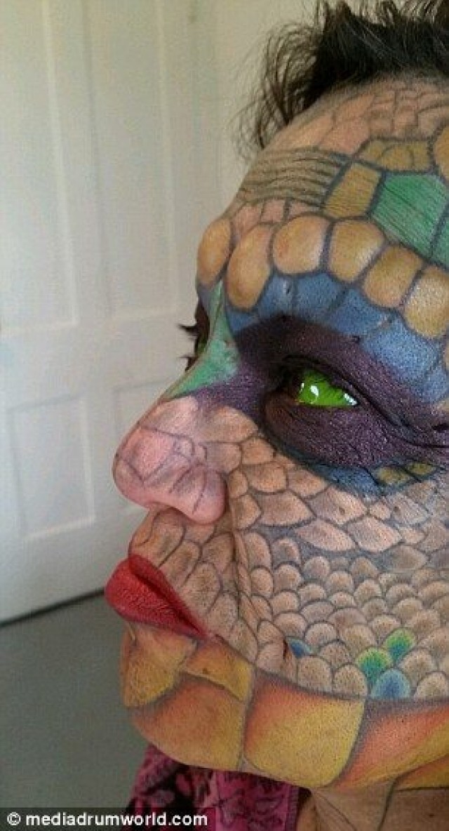 กล้าหรือบ้า? มีใครกล้าทำได้ขนาดนี้...พลิกโฉมใบหน้าเป็น "Dragon Lady"